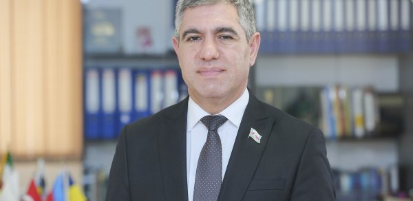 Vüqar Bayramov: Növbəti ildən etibarən minimum əməkhaqqı məsələsinə hər il baxıla bilər
