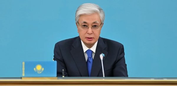 Tokayev müdafiə nazirinin birinci müavinini Baş Qərargah rəisi təyin edib