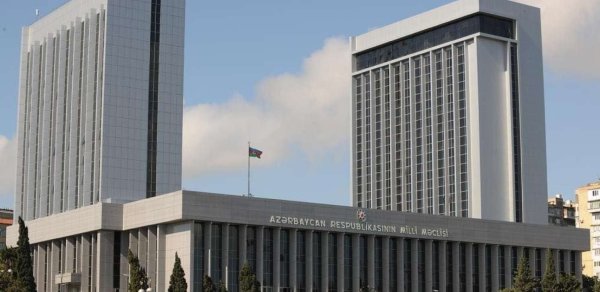 Milli Məclisin komitə iclası keçirilir