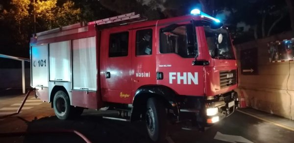 Nərimanov rayonunda çoxmərtəbəli binada yanğın olub, sakinlər təxliyə edilib