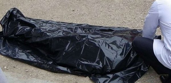 18 yaşlı oğlan məktəbin qarşısında qıza görə öldürülübmüş - TƏFƏRRÜAT