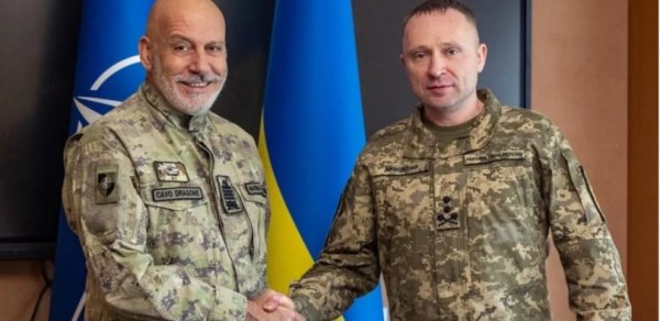 NATO Hərbi Komitəsinin rəhbəri Ukraynaya gözlənilməz səfər edib