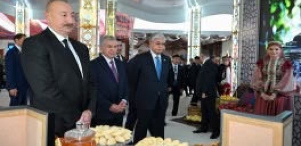 Prezident İlham Əliyev MDB Ölkələrinin Milli Kulinariya Festivalı ilə tanış olub, rəsmi qəbulda iştirak edib