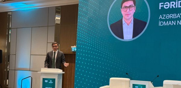 Fərid Qayıbov: Gənclərimiz Azərbaycanı beynəlxalq arenada layiqincə təmsil edir