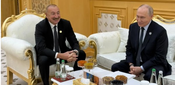 İlham Əliyev Vladimir Putin və Sərdar Berdiməhəmmədovla görüşüb - FOTO