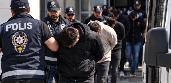 İstanbulda 150 milyon lirəlik mərc şəbəkəsi ifşa olundu