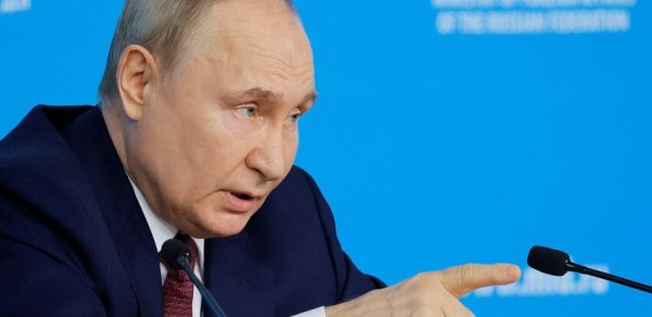 Putin: Rusiya neftinin dünya bazarına çıxışı qlobal iqtisadiyyata müsbət təsir göstərəcək