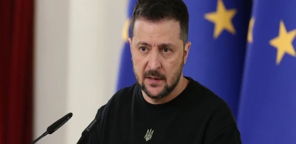 Zelenski Trampın sərt bəyanatlarından dərhal sonra Britaniyanın baş naziri ilə danışıb