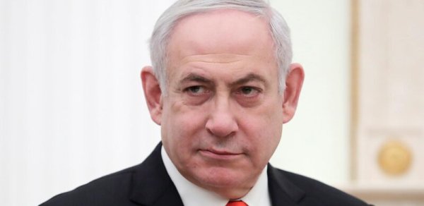 Netanyahu Ər-Riyad hava limanına hücumu pisləyib