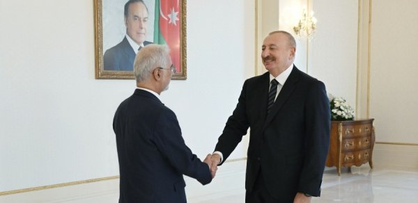 İlham Əliyev İranın daxili işlər nazirini qəbul etdi - FOTOLAR