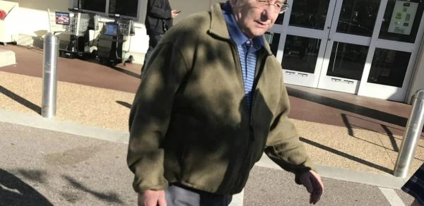 İrlandiya millisinin sabiq məşqçisi cinsi zorakılığa görə 15 il yarım həbs edilib