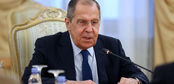 Lavrov Azərbaycana gəlib