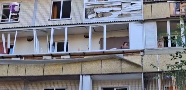 Kiyevə hava hücumunda azərbaycanlıların mənzilləri dağıldı - VİDEO