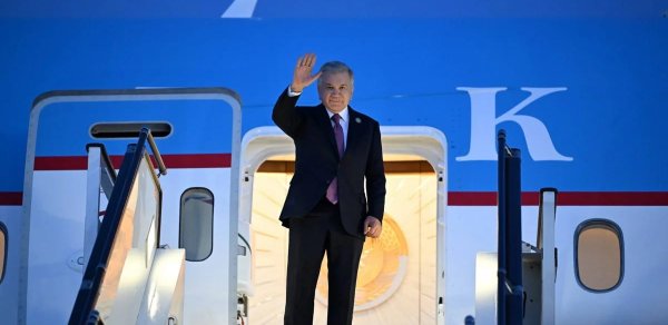 Özbəkistan Prezidentinin Azərbaycana işgüzar səfəri başa çatıb