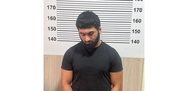 Xırdalanda məktəbin şüşələrini sındıran şəxs həbs edilib