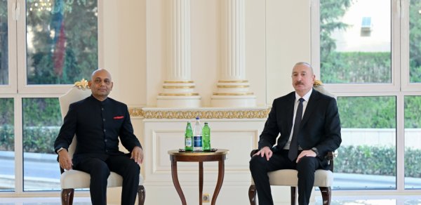 Prezident yeni səfiri qəbul etdi - Fotolar