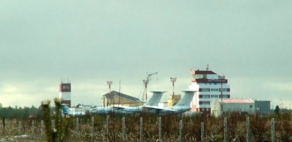 Rusiyanın Koqalım şəhərinin aeroportu ilk dəfə dron təhlükəsinə görə bağlanıb