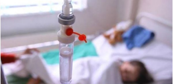 Qazaxıstanda zəhərli hörümçək udan körpə qız komaya düşdü