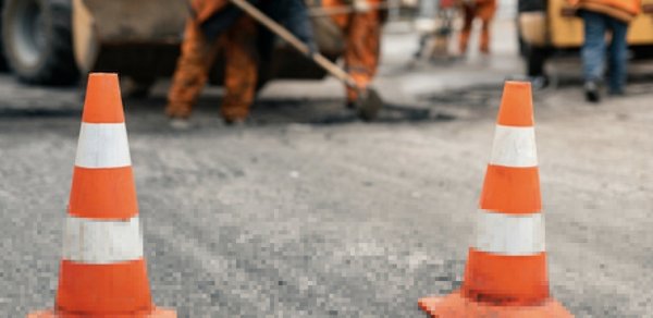 Bu avtomobil yolununun bir hissəsi bağlandı