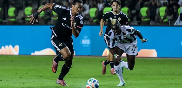 "Qarabağ" "Neftçi" ilə oyunun son dəqiqəsində məğlubiyyətdən xilas olub