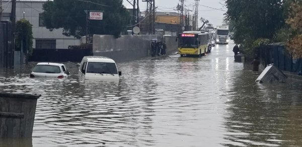 Türkiyədə sel nəticəsində ölənlərin sayı artdı