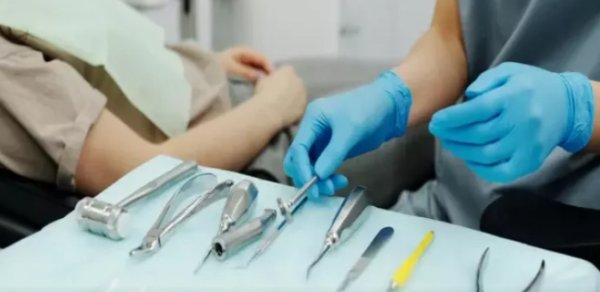 Diş həkiminə getdi: İl yarım ömrü qaldığını öyrəndi