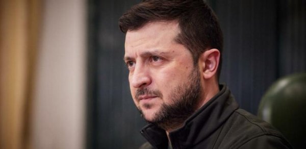 Zelenski: bu tarixdə ruslarla döyüşsəydik, bu gün müharibə olmazdı