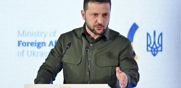 Zelenski Ukrayna, ABŞ və Rusiya arasında üçtərəfli görüşün yerini və vaxtını açıqlayıb