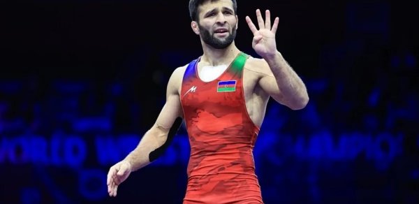 Dünya çempionatı: Azərbaycanın iki güləşçisi finala vəsiqə qazanıb