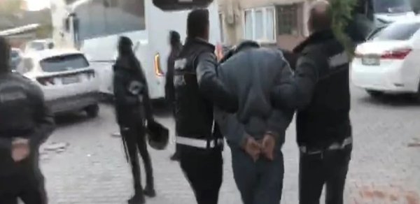 Türkiyədə 17 nəfər həbs edilib