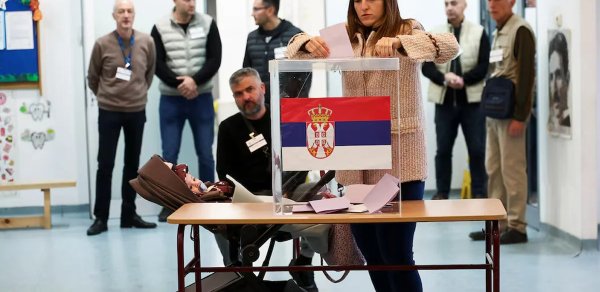 Serbiyada seçici fəallığı 64,89 faizə çatıb