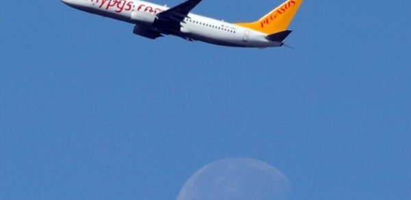 Frankfurtda "Pegasus" təyyarəsinin uçuşu dayandırılıb