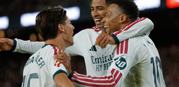 “Real Madrid” səfərdə “Barselona”nı məğlub edib