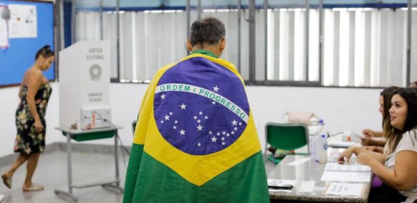 Braziliyada prezident seçkilərində səslərin hesablanması bərpa edilib