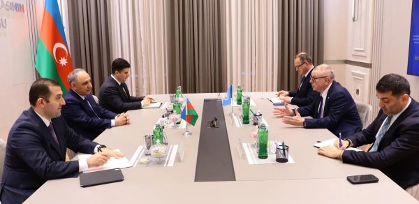 Kamran Əliyev Aleksandr Zuyevlə terrorçuluğa qarşı mübarizəni müzakirə edib