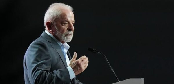 Lula da Silva Bolsonarunun ölkədən qaçmasını biabırçılıq adlandırıb