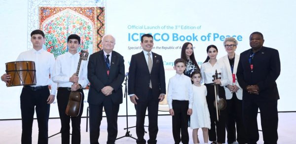 Bakıda ICESCO-nun "Sülh kitabı"nın Azərbaycana həsr edilən III nəşrinin təqdimatı olub
