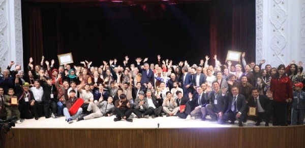 Azərbaycan Dövlət Pantomima Teatrının “İblis” tamaşası beynəlxalq festivalda mükafata layiq görülüb