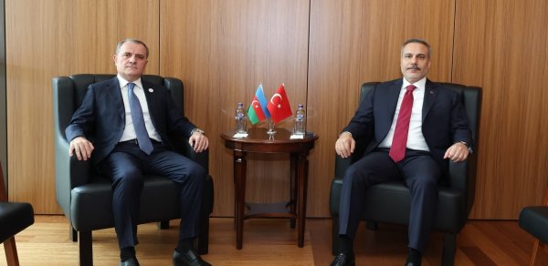 Azərbaycan və Türkiyə XİN rəhbərləri görüşdü - FOTOLAR