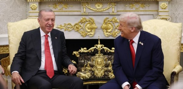 Trampla Ərdoğan arasında telefon danışığı olub