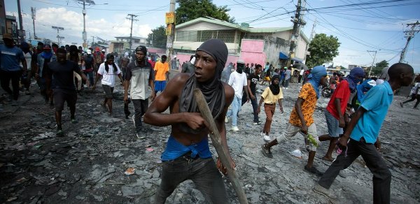 Bu ölkə dörd vətəndaşını əsirlikdən azad etmək üçün Haitiyə qoşun göndərəcək
