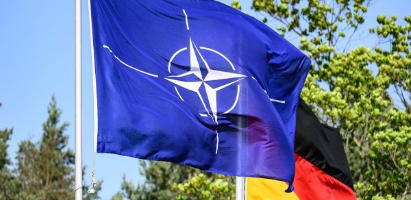 KİV: Almaniyanın silah tədarükünü gecikdirməsi səbəbindən NATO-nun müdafiə planları ləngiyir