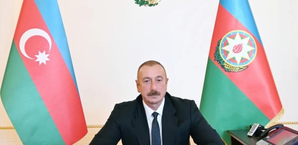 Prezident İlham Əliyevin rəsmi sosial şəbəkə hesabları: Oxucuların nəzərinə