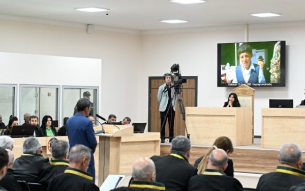 “23 nəfəri gözümün qarşısında diri-diri basdırdılar”