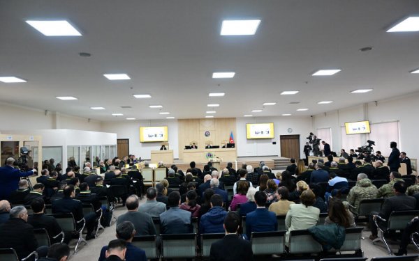 Hərbi cinayətlər törətməkdə təqsirləndirilən erməniəsilli şəxslərin məhkəməsi keçirilir