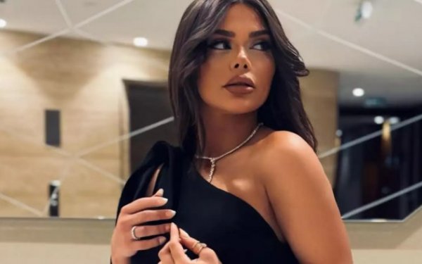 Aysunun övladının fotosunu yaydılar - Xəbərdarlıq etdi