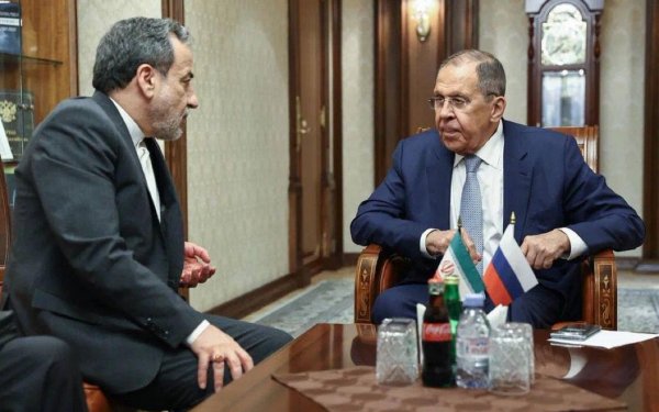 Lavrov Braziliyada Araqçi ilə görüşüb, İrana zərbələri pisləyib