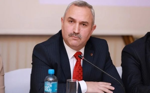 Azər Allahverənov: “Azərbaycanın möhtəşəm qələbəsi qarşısında Ermənistan çox cılız görünür”