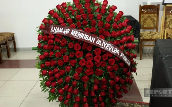 Prezident və Birinci xanım Hacı Murad Yegizarovla vida mərasiminə əklil göndəriblər