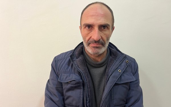 Həyətində çətənə kolu yetişdirən şəxsdən 28 kiloqram marixuana aşkarlandı